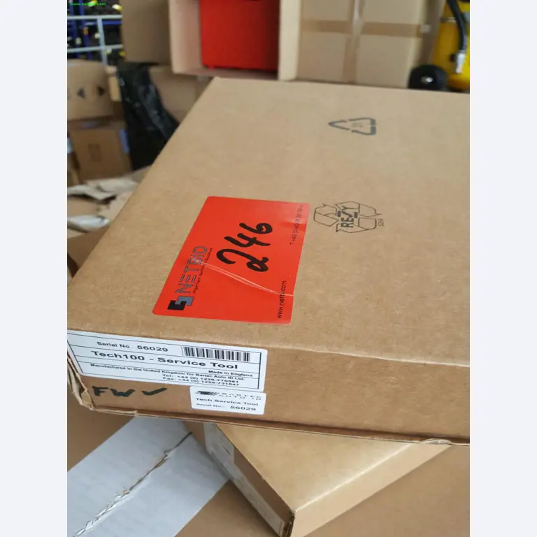 Máquinas, ferramentas, mercadorias / equipamento de oficina do ambiente<br> Comércio automóvel / serviço de pneus-11